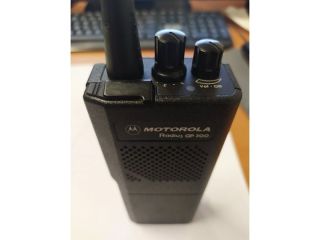 V našem bazaru máme v nabídce pěknou ruční vysílačku MOTOROLA GP300 v osmikanálové verzi pro pásmo UHF. Součástí je...